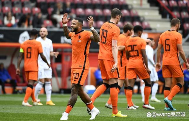 爱游戏入口-多特蒙德翻盘丹麦，范戴克扛起全队