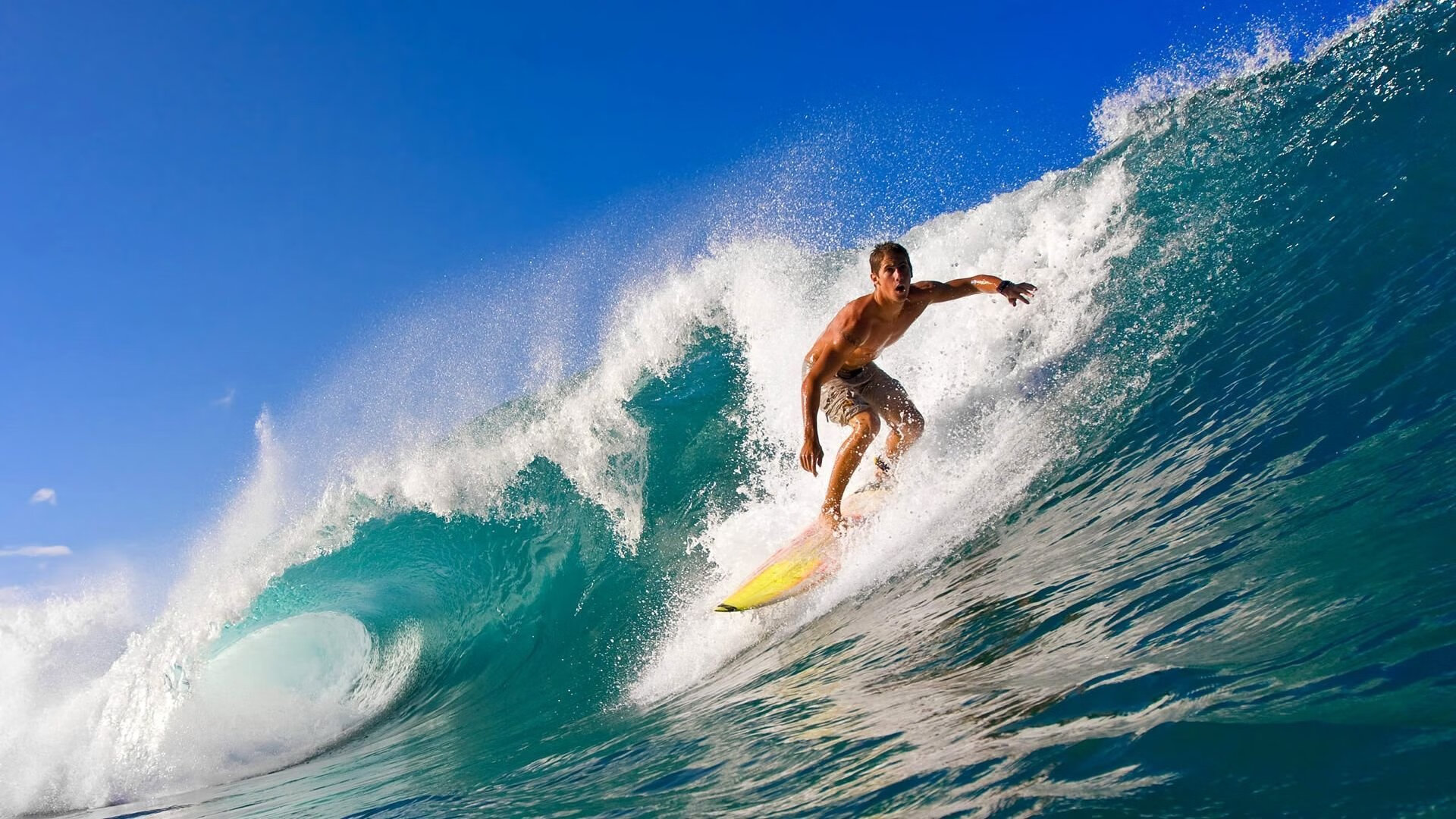 西决生死战之夜，莱万末节接管比赛，一己之力改写命运